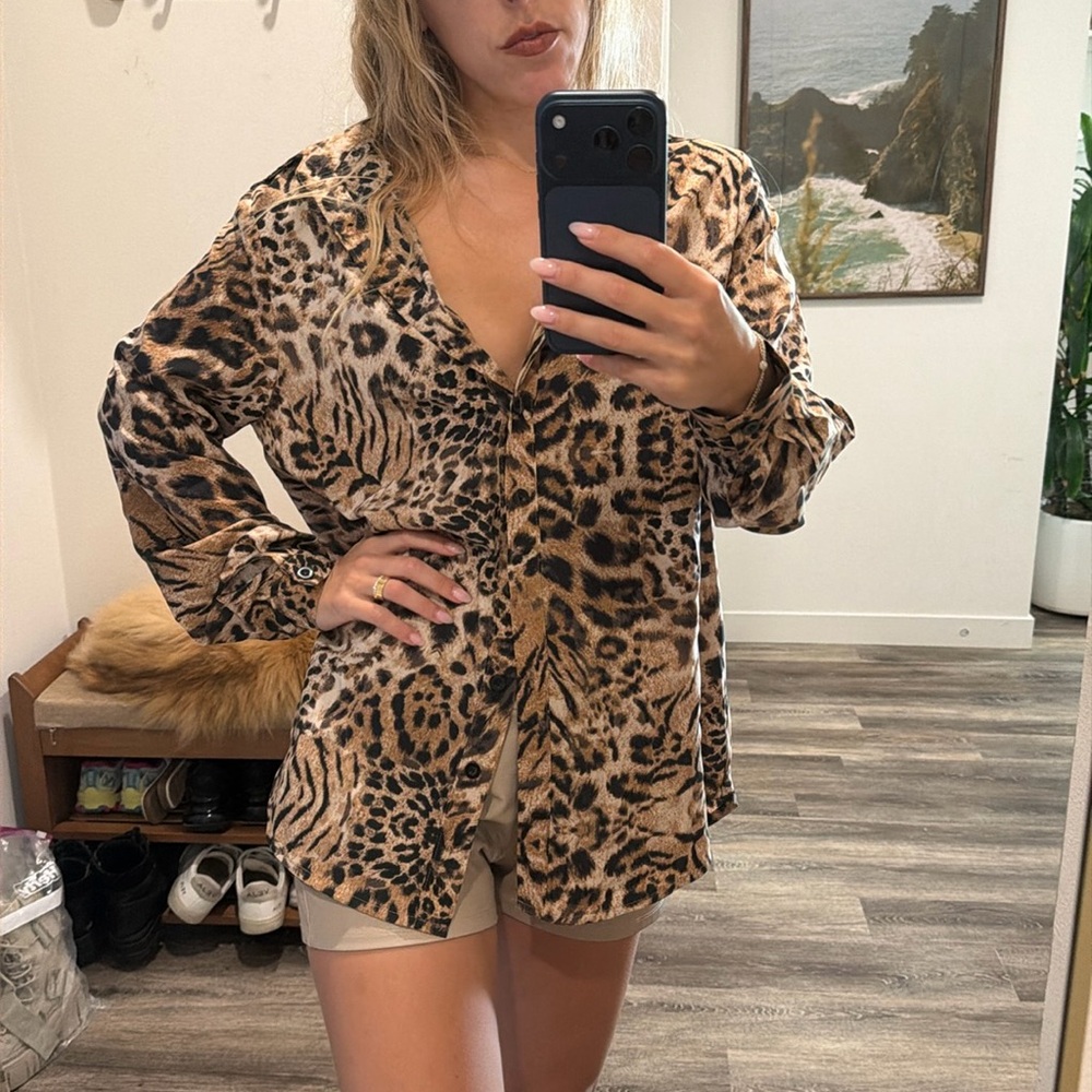 Silk leopard long sleeve fall ready